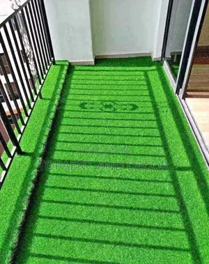 Soft Artificial Grass Balcony Carpet for Kids Play Area