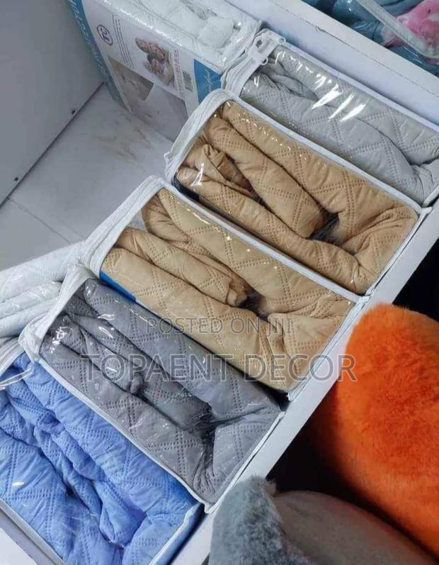 4 by 6 Dust Free Waterproof Mattress Protectors