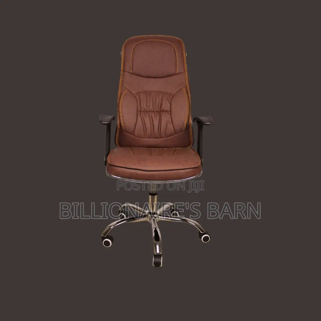 Professional High-Back Leather Chair for All-Day Use.