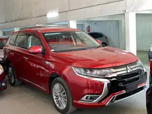 Mitsubishi Outlander 2.0 PHEV AWD 2018 Red