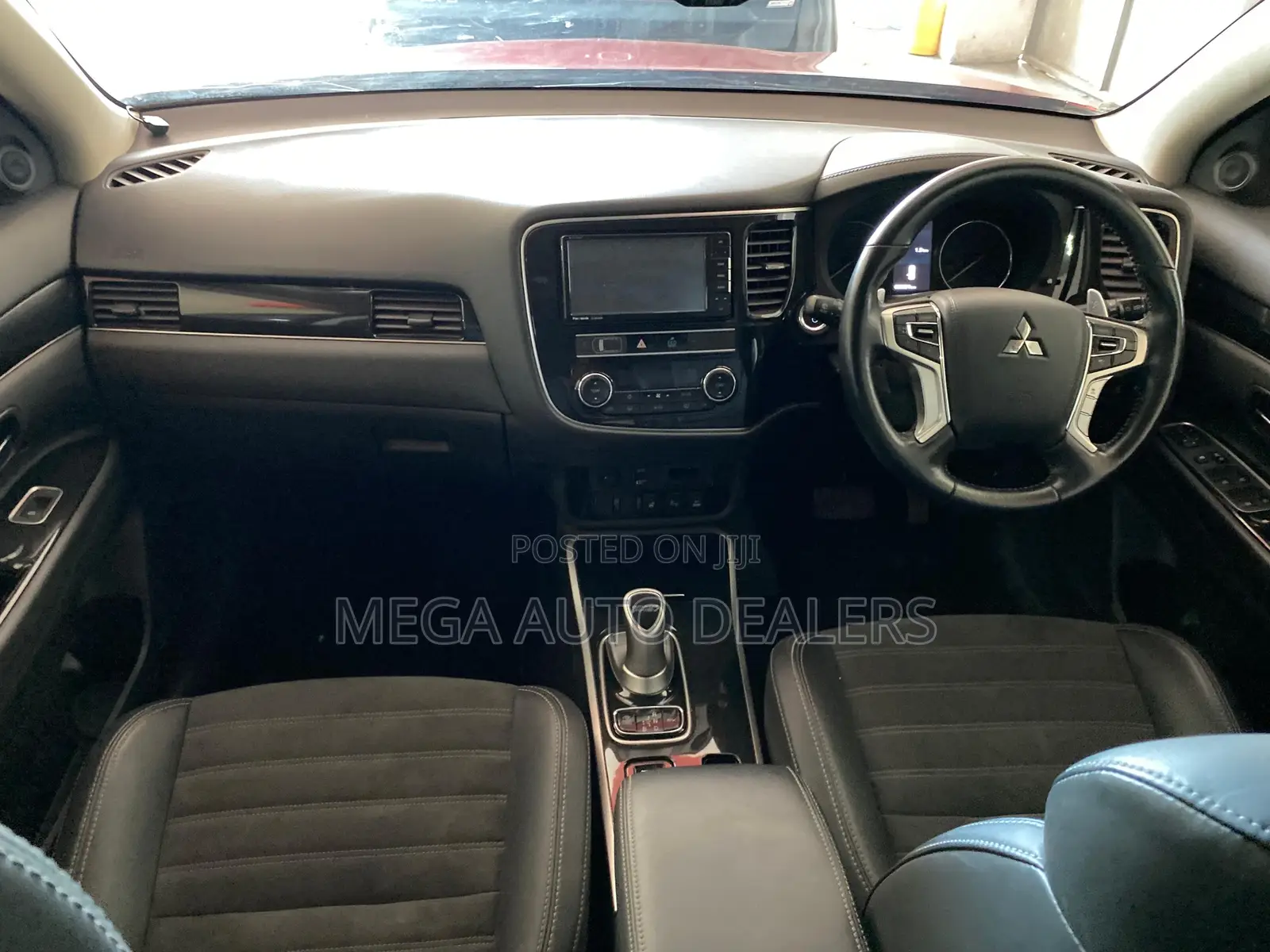 Mitsubishi Outlander 2.0 PHEV AWD 2018 Red