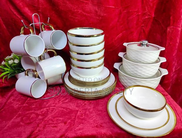 Trendy Dinnerset With Goldline - main view