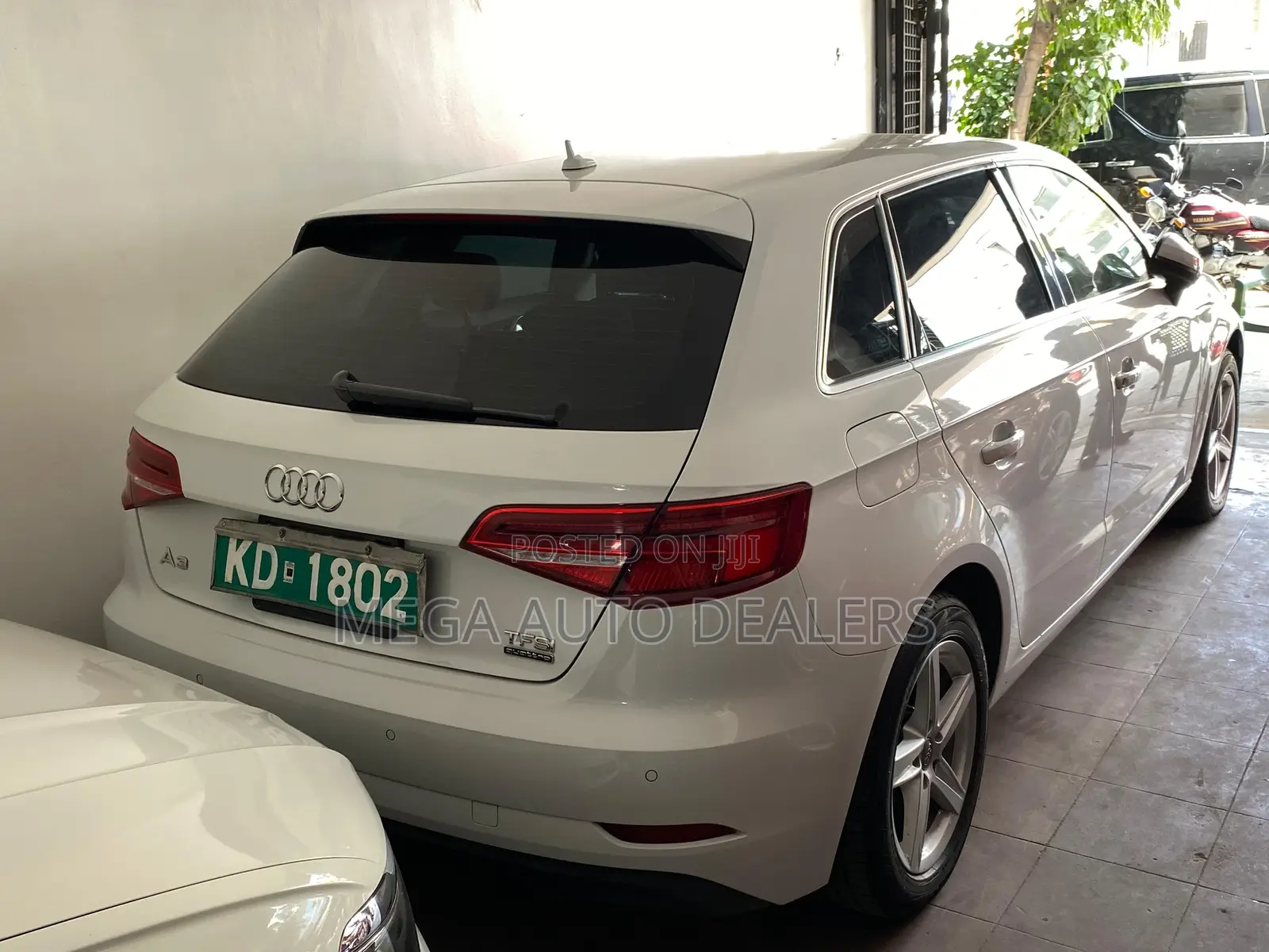 Audi A3 2.0T Premium AWD quattro Sedan 2018 White