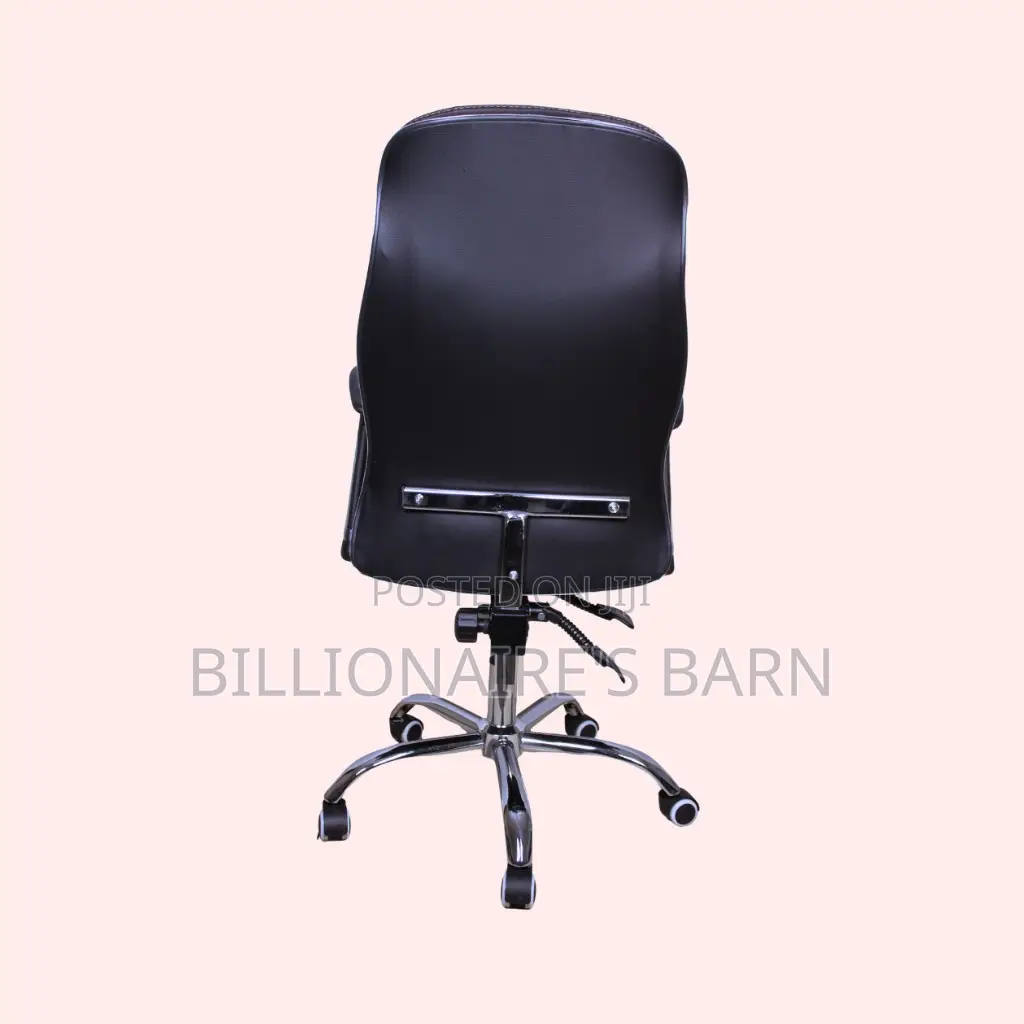 Executive Leather Office Chair — Ideal for Long Zoom Sessions,