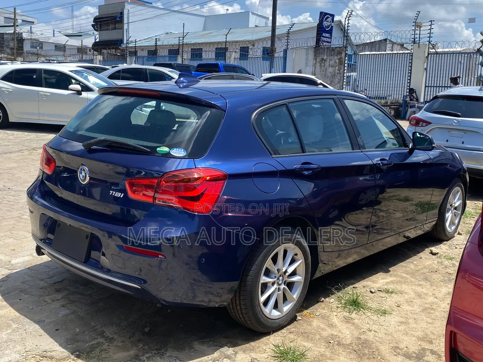 BMW 118i 2018 Blue