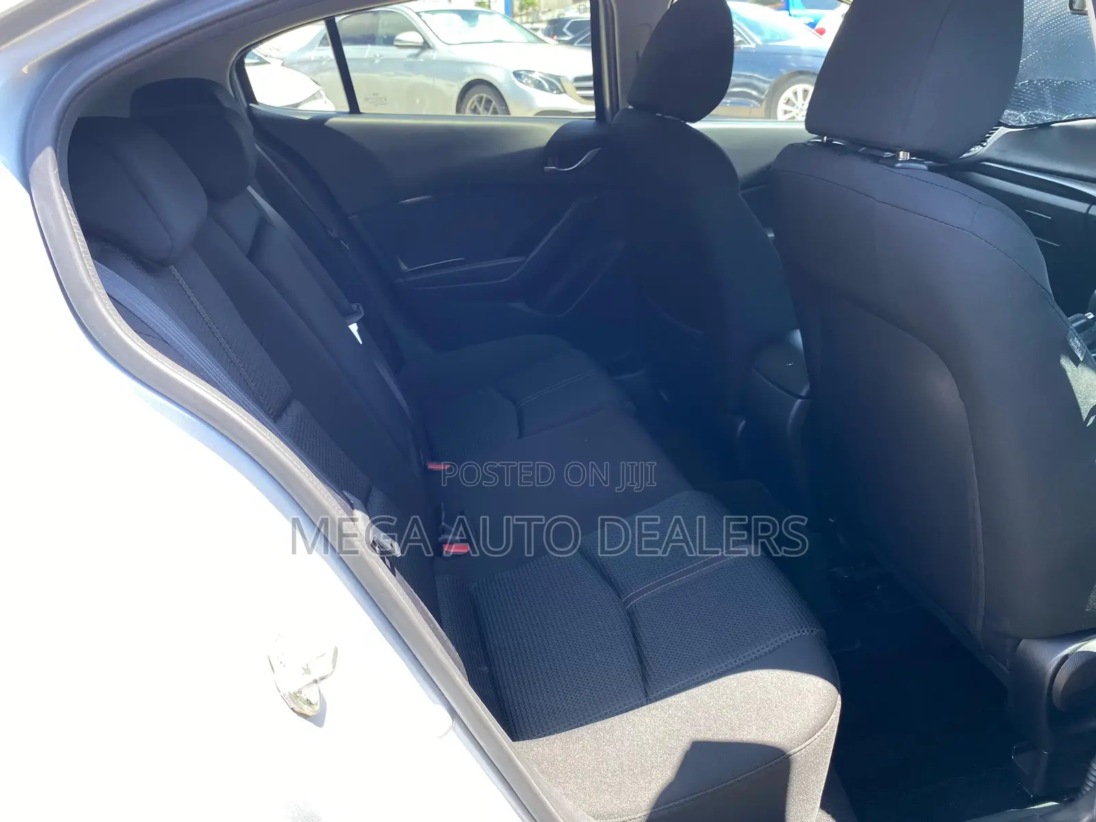 Mazda Axela 2018 Silver