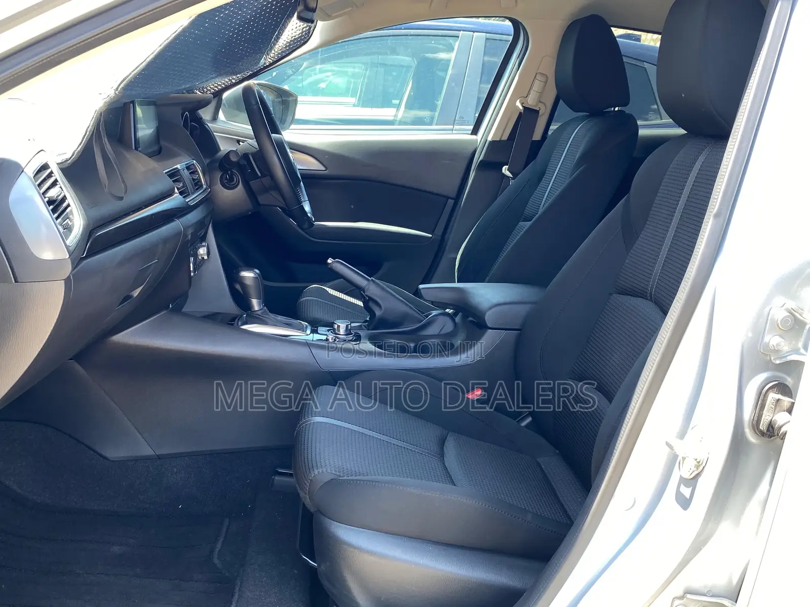 Mazda Axela 2018 Silver