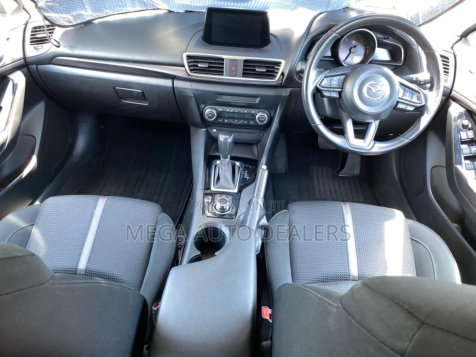 Mazda Axela 2018 Silver