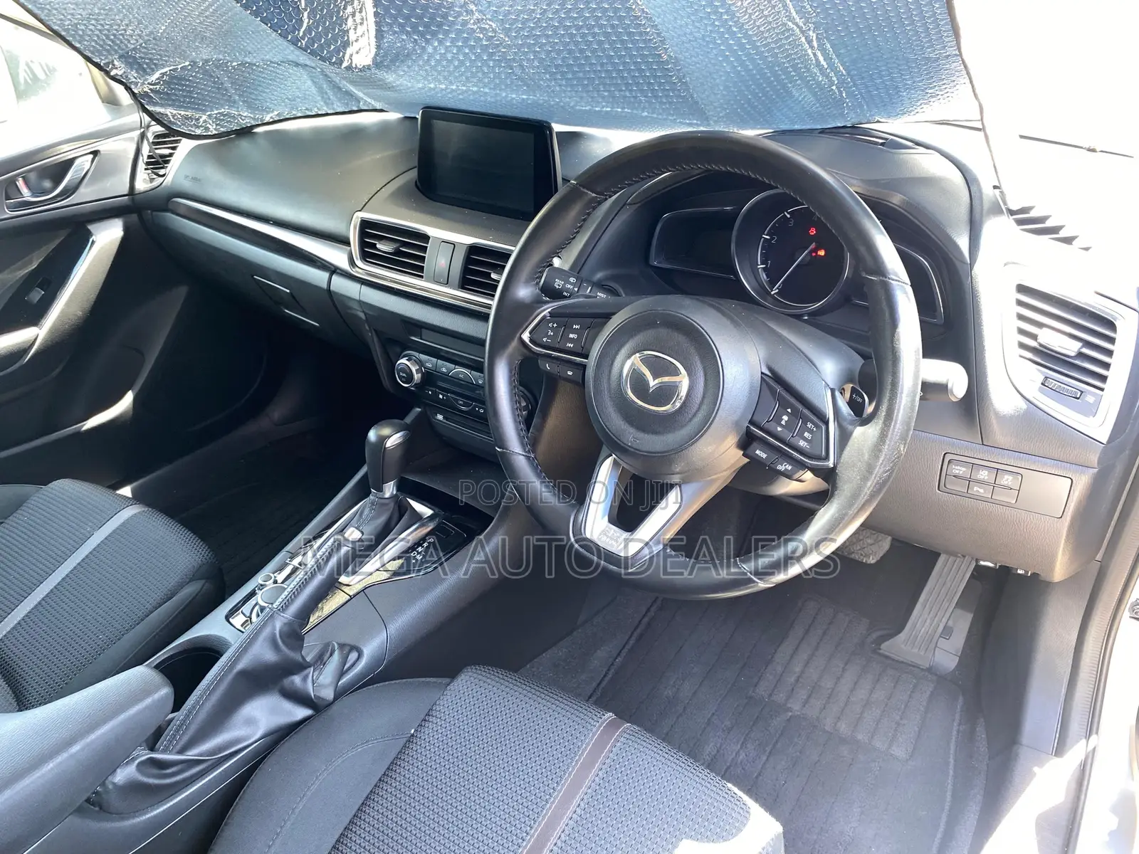 Mazda Axela 2018 Silver