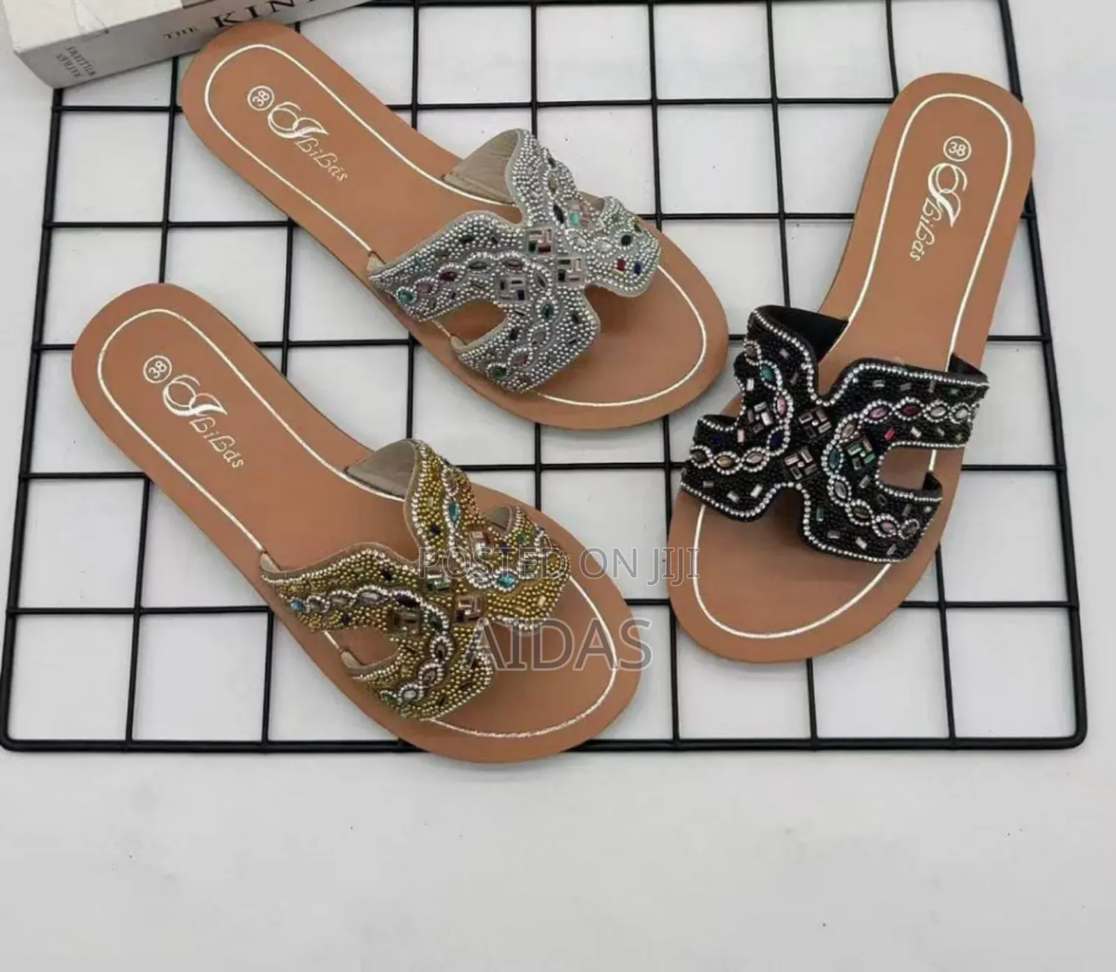 Women’S Luxury Beaded Flat Sandals – Stylish Slip-on Crystal Slippers