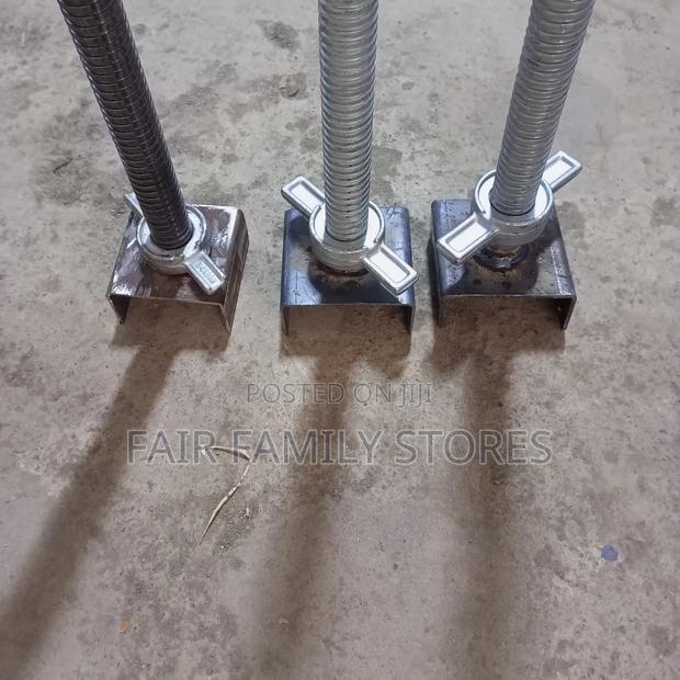 Scaffolding U Head Jack - main view