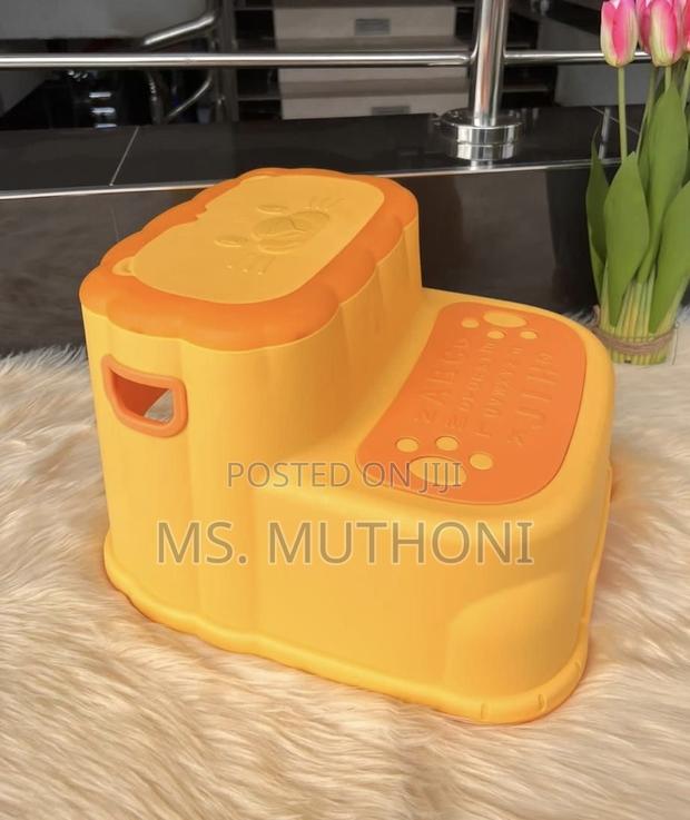 Kids Two Step Stepping Stool 4 Kitchen Bedroom Bathroom|Potty Training - thumbnail 3