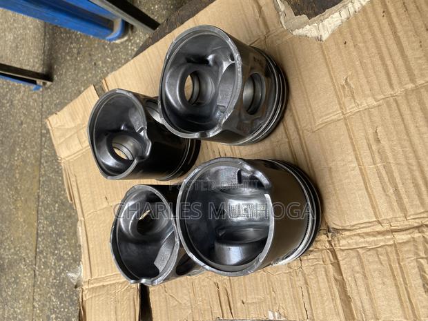 Fuso Fi Engine Pistons - thumbnail 6