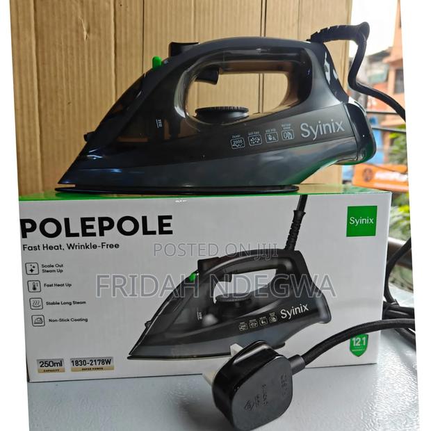 Synix Steam Iron -1600w - main view