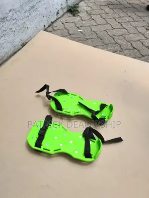 Application Spike Shoes/Expoxy Spikes Shoe