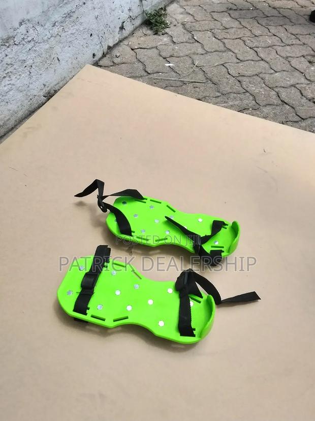 Application Spike Shoes/Expoxy Spikes Shoe - thumbnail 2