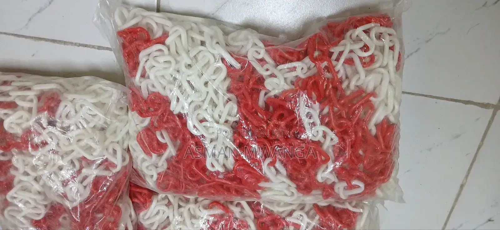 White Red Pvc Caution Chain 25mtrs