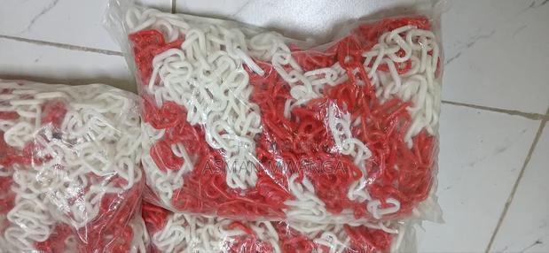 White Red Pvc Caution Chain 25mtrs - thumbnail 2