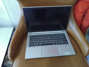 Laptop HP EliteBook 830 G7 16GB Intel Core i7 SSD 512GB