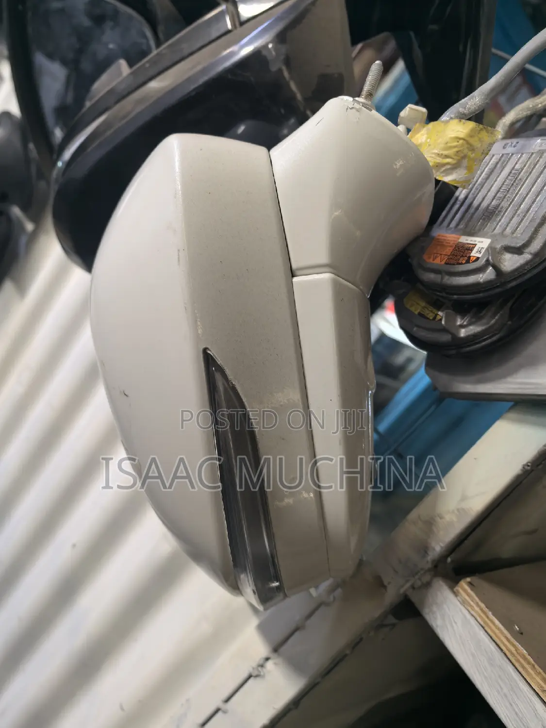 Crown 2014 Sidemirror