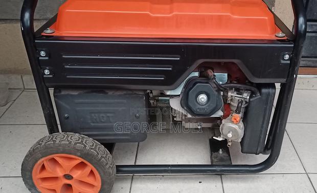 Grip Dual Fuel Power Generator Portable - thumbnail 4