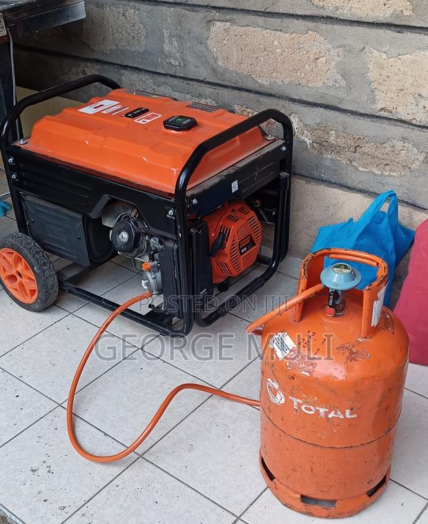 Grip Dual Fuel Power Generator Portable - main view