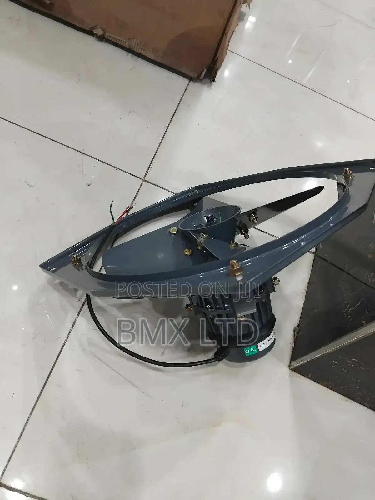 Industrial Air Circulation Fan With Adjustable Speed Technology