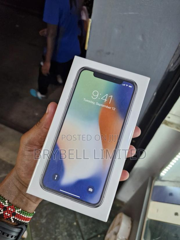 New Apple iPhone X 256 GB Silver - thumbnail 2