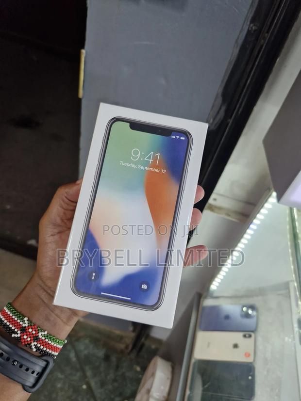 New Apple iPhone X 256 GB Silver - thumbnail 4