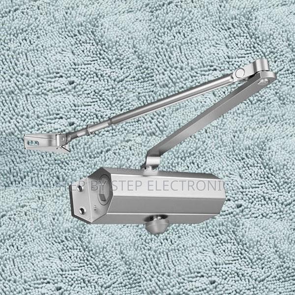 Universal Hydraulic Door Closer With Adjustable Latching Speed