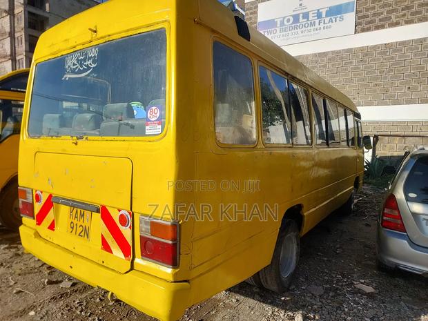 Toyota Coaster 1987 Yellow - thumbnail 2