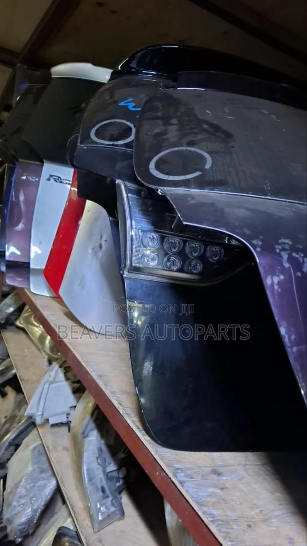 Toyota Wish 2013-2018 Tailgate Boot - thumbnail 2