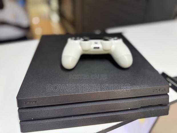 Ps4 Pro Chipped With 17 Games Ex Uk - thumbnail 3