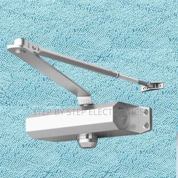 Hydraulic Door Closer Latching Speed Control/Valve Closing