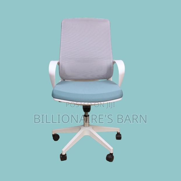 Orthopedic White Ergonomic Mesh Office Chair — Boosts Posture Focus - thumbnail 2