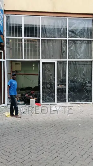 Alminium Shopfront