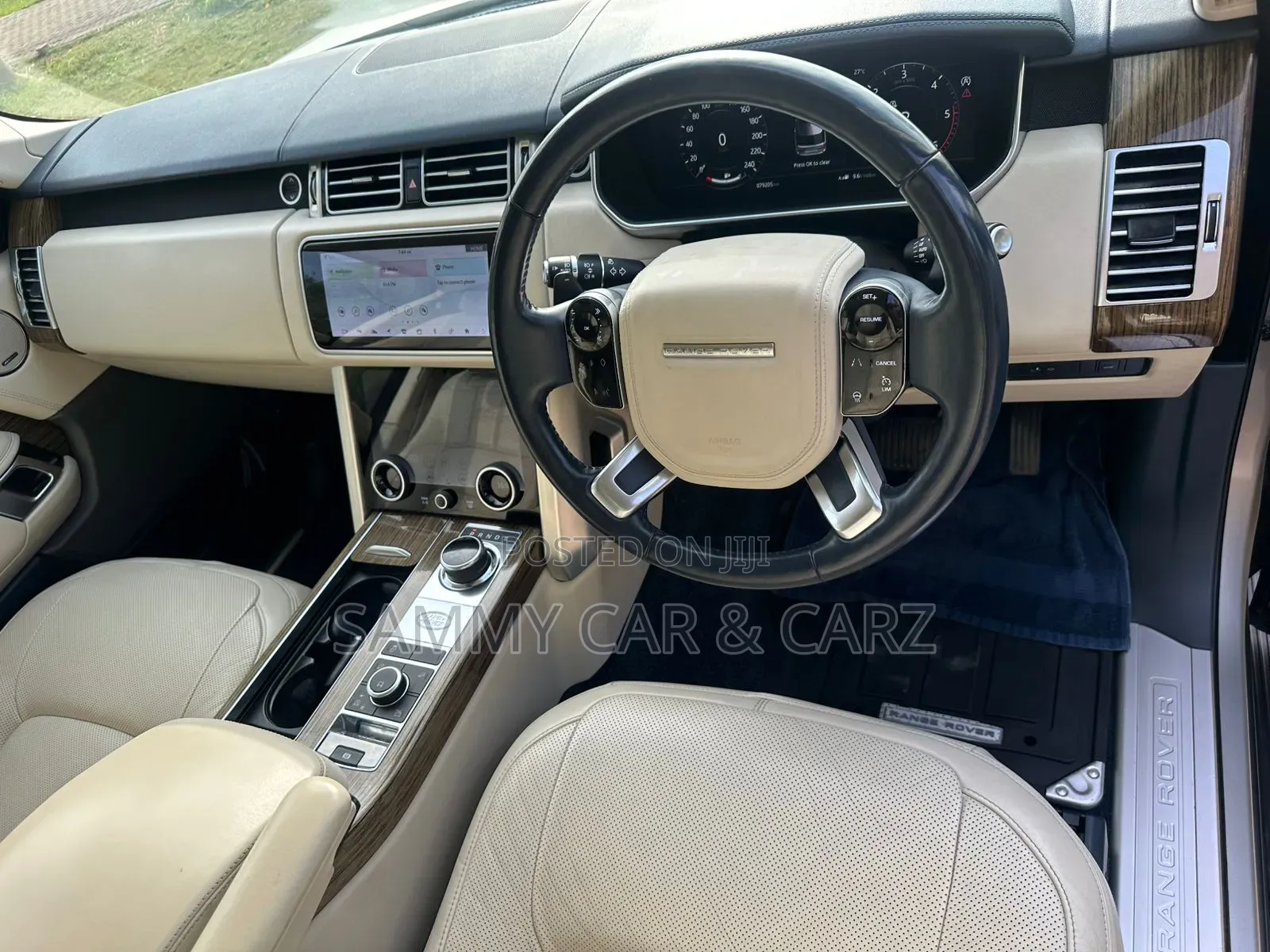 Land Rover Range Rover Vogue 2018 Gold