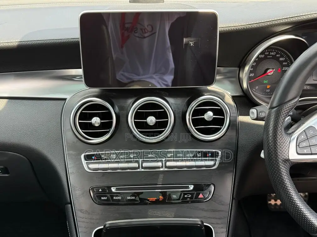 Mercedes-Benz GLC-Class 2018 White