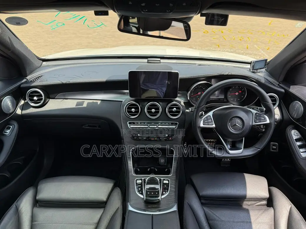 Mercedes-Benz GLC-Class 2018 White