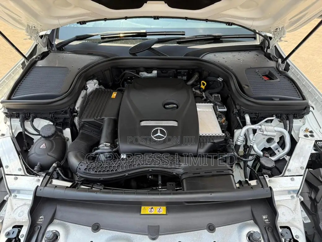 Mercedes-Benz GLC-Class 2018 White