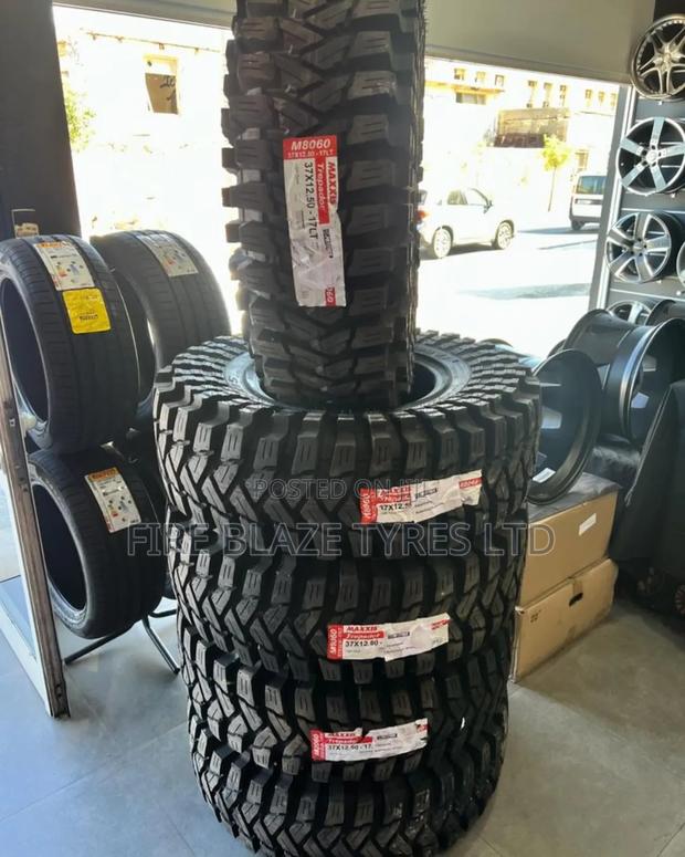 37×12.50-17 Maxxis Mud Terrain