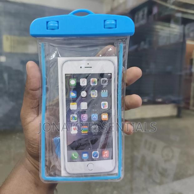Waterproof Phone Case and Bag - thumbnail 4