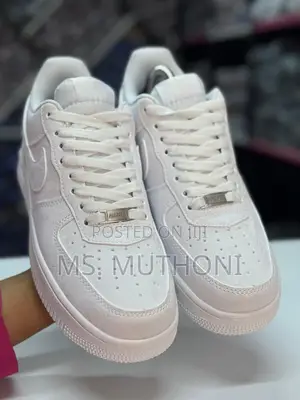 Top Quality White Sneakers for Men / Women Size 38-45