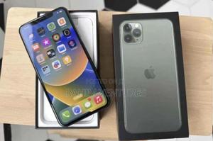 Apple iPhone 11 Pro Max 64 GB Gray - main view
