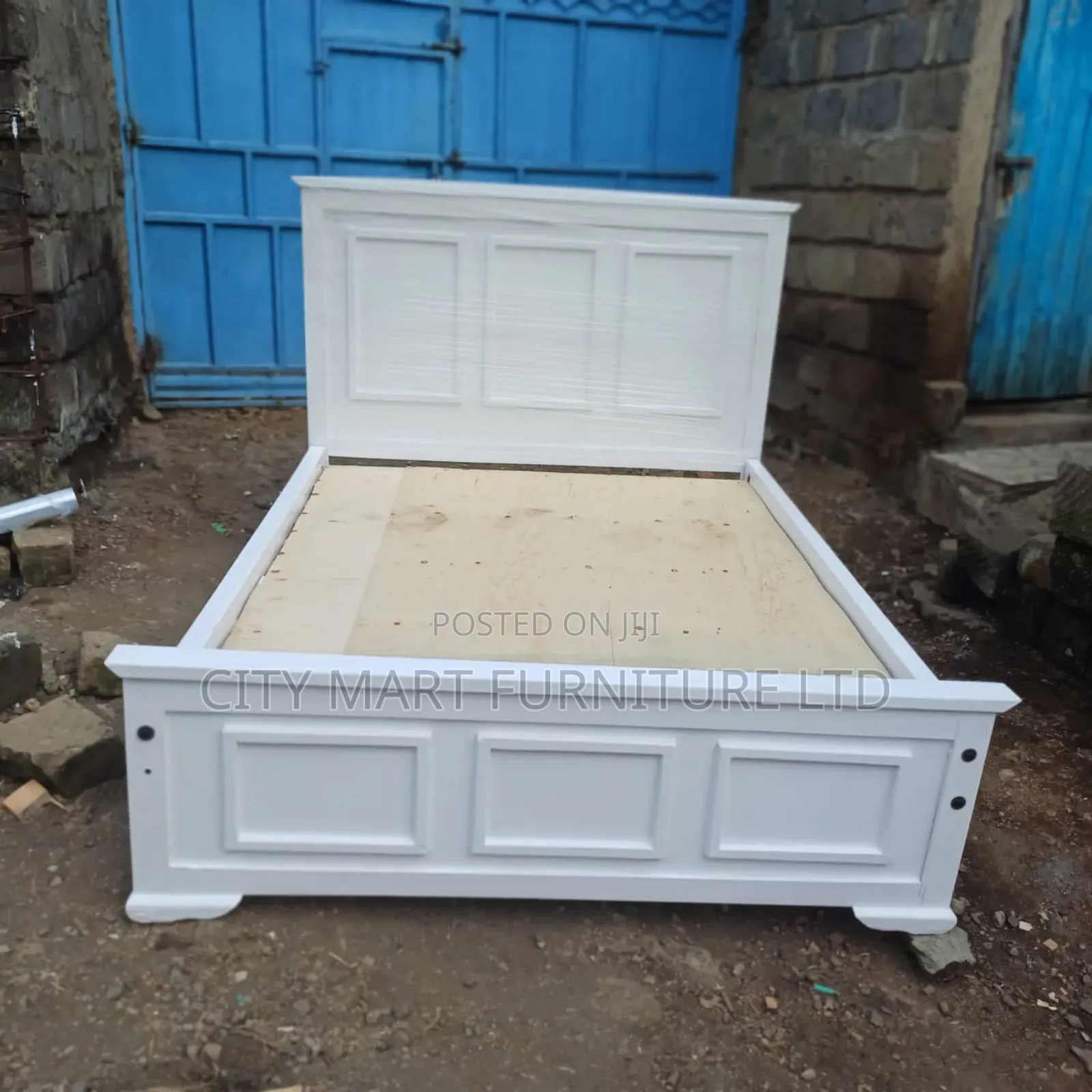 Luxe Modern Strong Stylish Beds