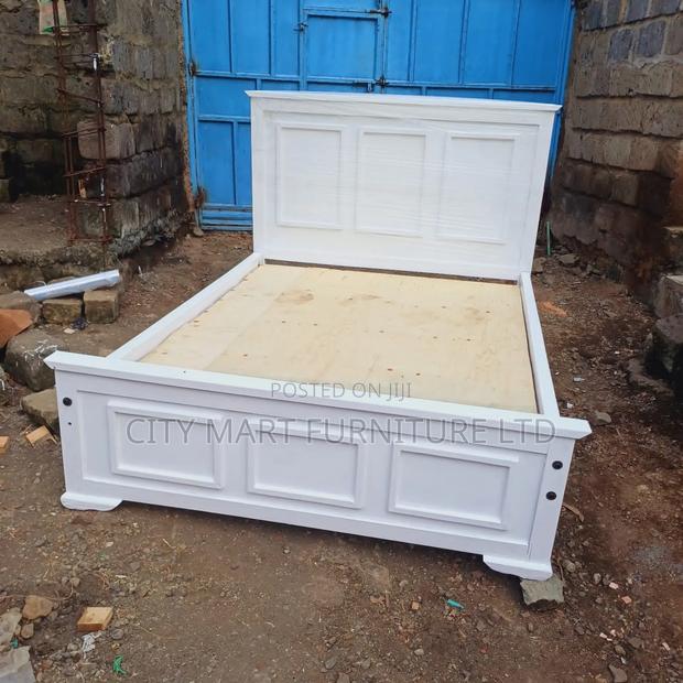 Sleek Modern Strong Stylish Beds - main view