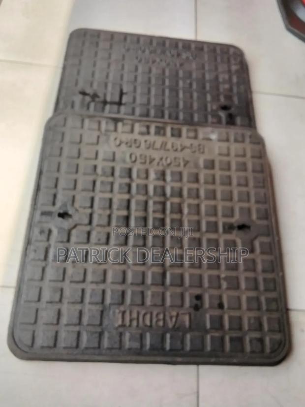 Iron Manhole Cover 450mm*600mm - thumbnail 2