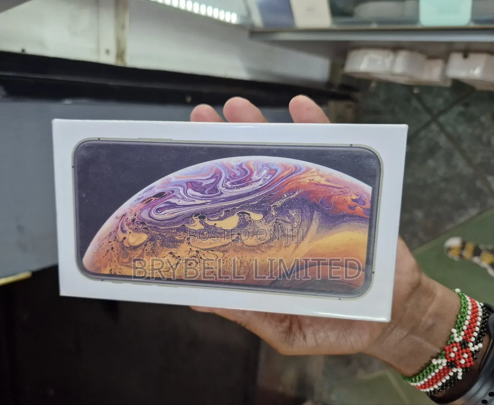 New Apple iPhone XS 256 GB Silver