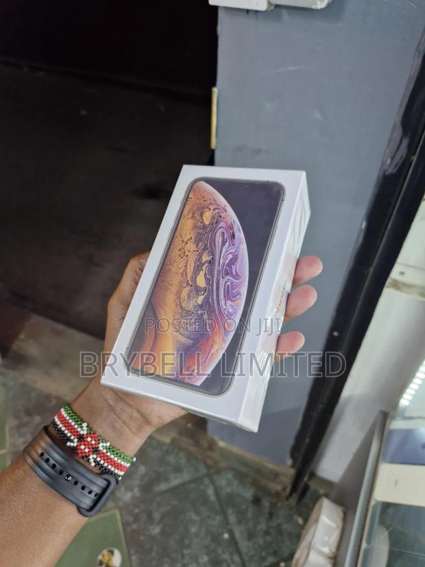 New Apple iPhone XS 256 GB Silver