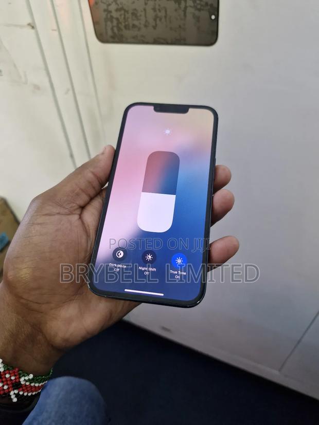 Apple iPhone 13 128 GB Black - thumbnail 4